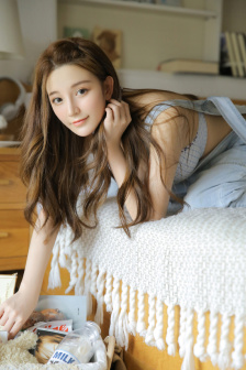 美丽的小蜜蜂2